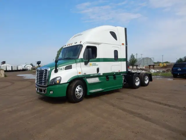 SINGLE AND TEAM DRIVERS WANTED - Photo 3