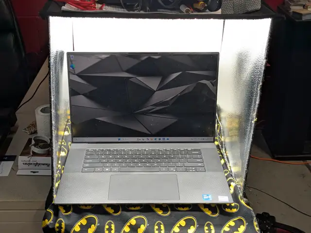 Dell Precision 5760 Laptop computer (#18579) - Photo 3