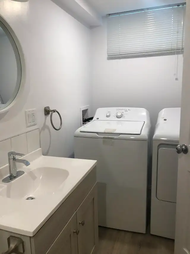 Bright, 2 Bedroom Basement Suite, Utilities Included - Photo 7