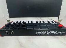 AKAI MPK MINI 25 NOTE KEYBOARD - Photo 3