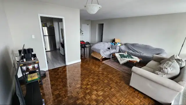 Private Furnished Room for Rent – Bayview & Finch – $870 – April - Photo 8