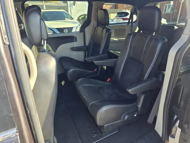 2016 Dodge Grand Caravan - Photo 9