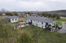 Bright Private 2-Bedroom Apartment-Separate Entrance-near Picton - Photo 2