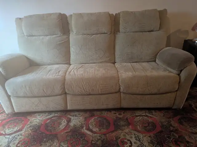 Couch recliner - Photo 2