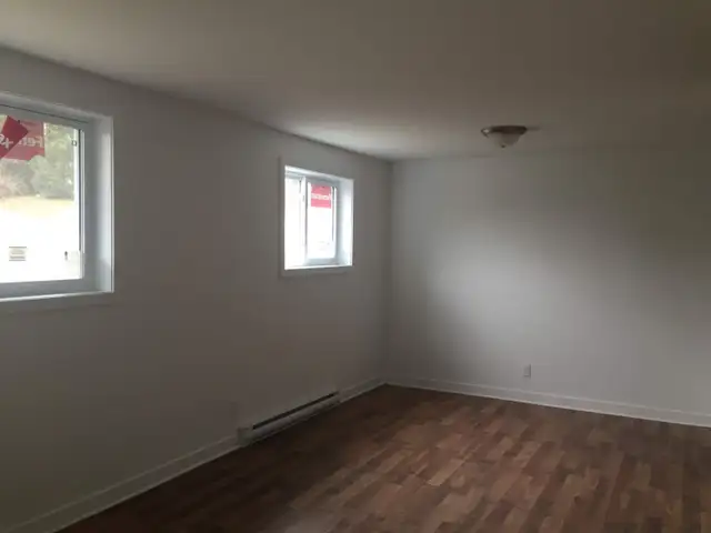 One bedroom apartment (3 ½) all included in centre of Hull - Photo 9