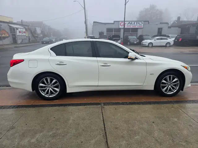 2016 Infiniti Q50 - Photo 8