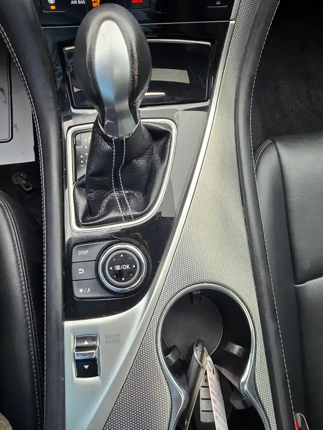 2016 Infiniti Q50 - Photo 17