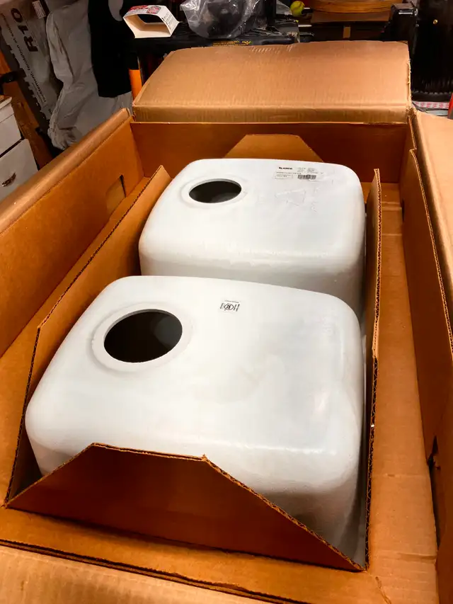 Kitchen double bowel sink - Photo 2