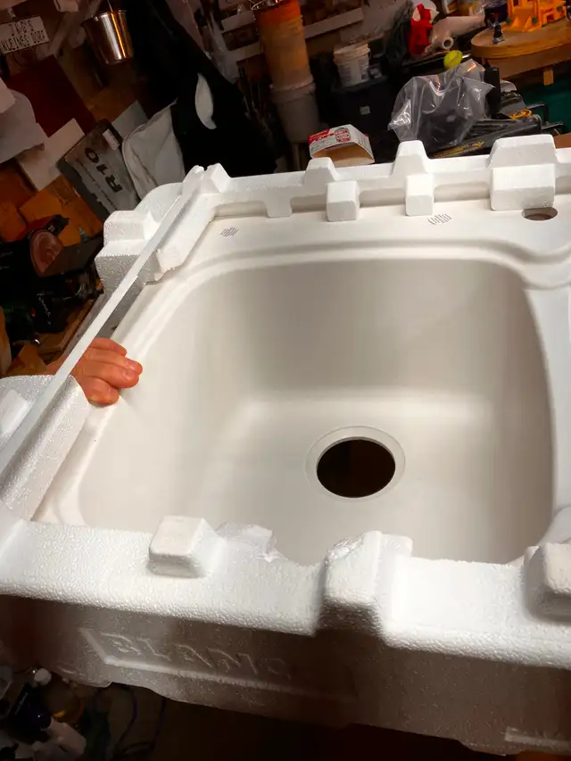 Kitchen double bowel sink - Photo 4