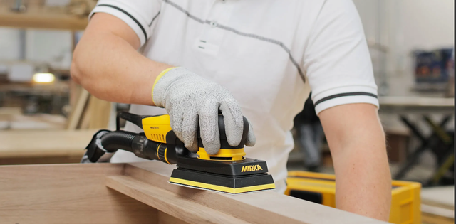 Woodworker/Carpenter - Photo 2