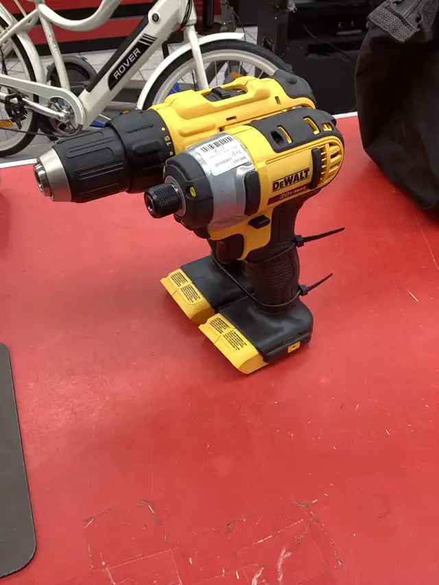 ensemble de perceuse DeWalt 20 Volt