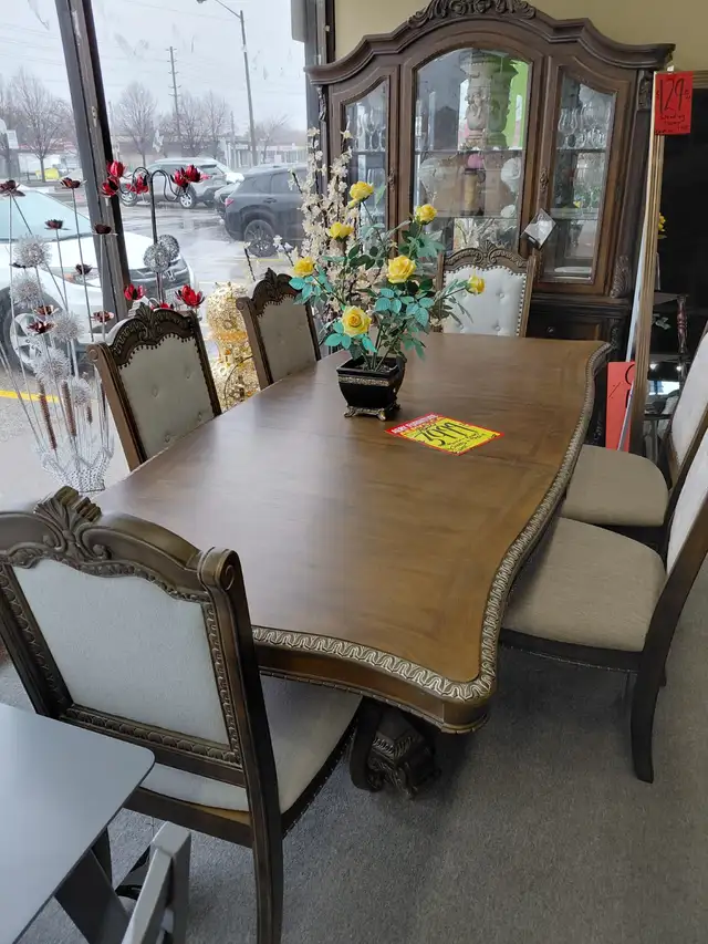 Sofa, Coffee Table & Dining Table With Chairs on Warehouse Price