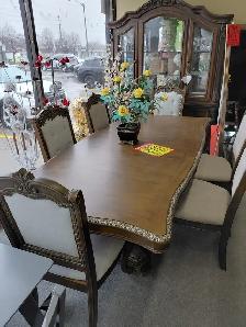 Sofa, Coffee Table & Dining Table With Chairs on Warehouse Price