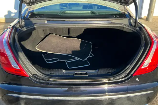 2014 Jaguar XJ XJL Portfolio AWD - Photo 23