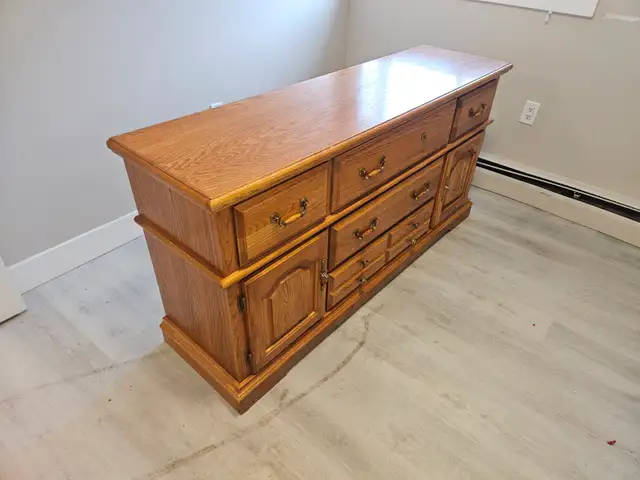 Wooden Dresser $175. Delivery Available - Photo 2