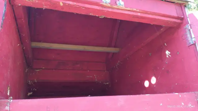 CHICKEN COOP - Photo 6