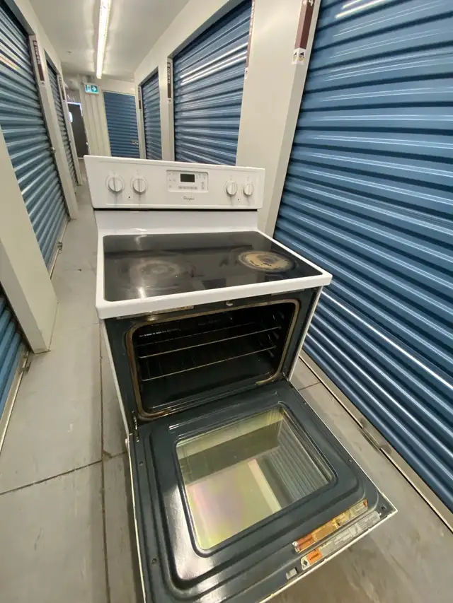 WHITE ELECTRIC GLASS STOVE - Photo 5