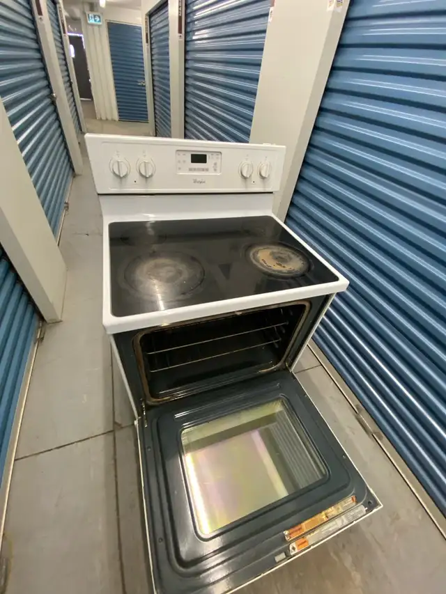 WHITE ELECTRIC GLASS STOVE - Photo 8