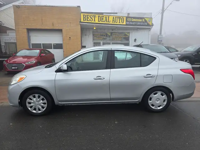 2012 Nissan Versa - Photo 4