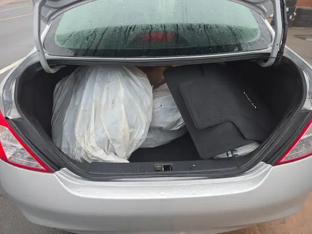 2012 Nissan Versa - Photo 12