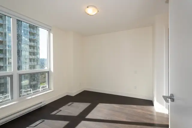 FOR SALE | 1205 - 3007 GLEN DRIVE - Photo 5