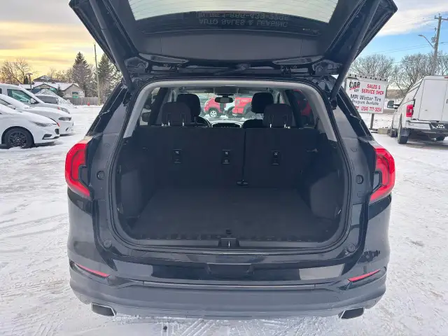 2019 GMC Terrain AWD 4DR SLE - Photo 16
