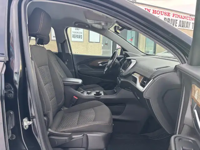 2019 GMC Terrain AWD 4DR SLE - Photo 18