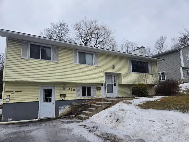 3 Bedroom Apartment next to Odell Park - Photo 4