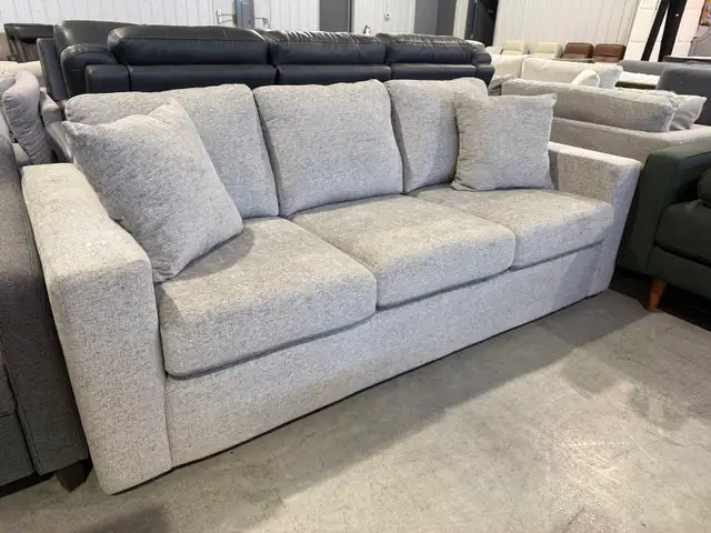 Grey fabric sofa - Photo 2