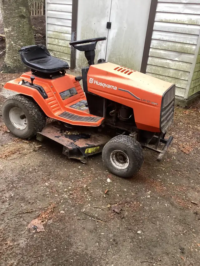 HUSQVARNA LR12 LAWN TRACTOR