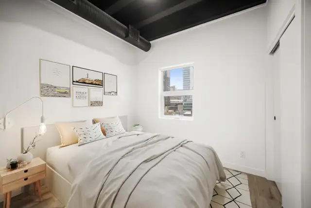 Modern 1 Bedroom Apartment! Move In Ready!