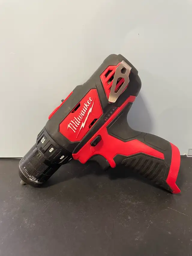 MILWAUKEE 3/8" DRILL 2407-20