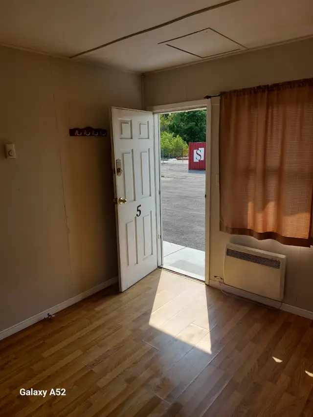 Room for Rent in Madoc - Photo 6