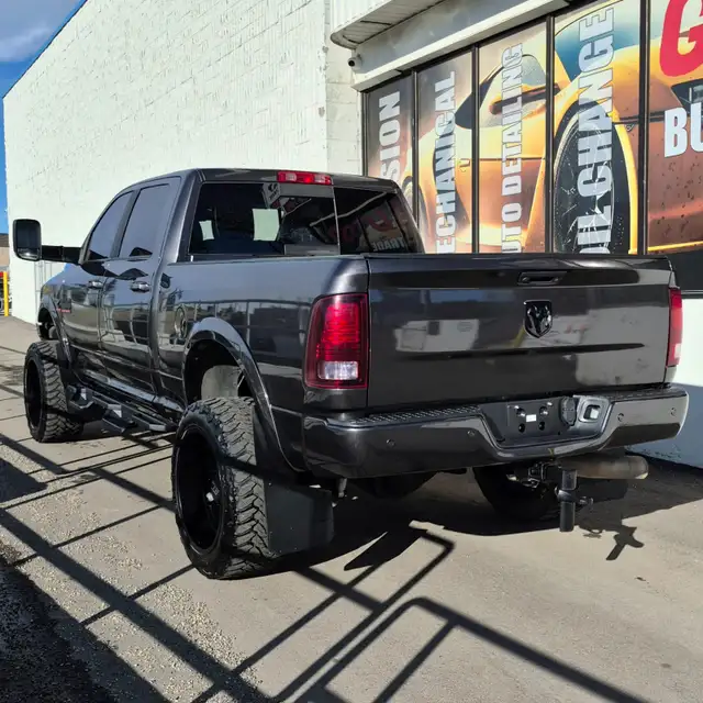 2016 Dodge RAM 3500 Laramie - Photo 3