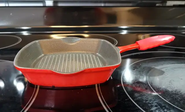 New 6'' Square Iron Grill Pan With Handle