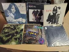 107 Records - Photo 2