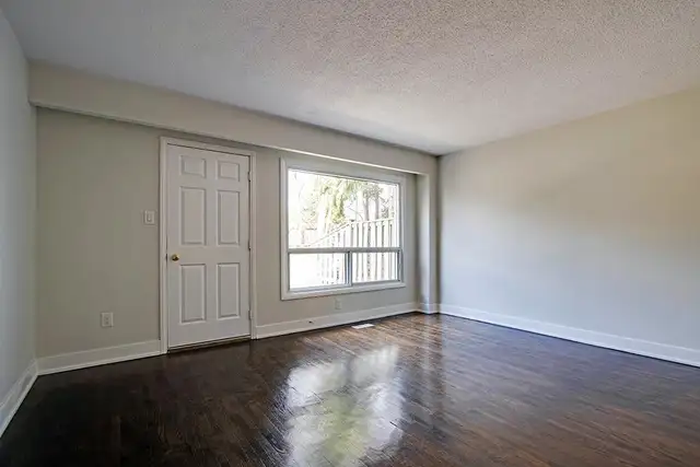 2 Bedroom Apartment for Rent - 452-560 ARLINGTON BLVD - Photo 4