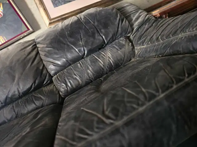 Leather Loveseat - Photo 2