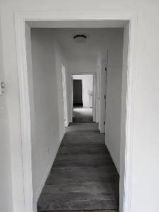 588 Harding W - 3BR West, W/D, close to amenities - Photo 5