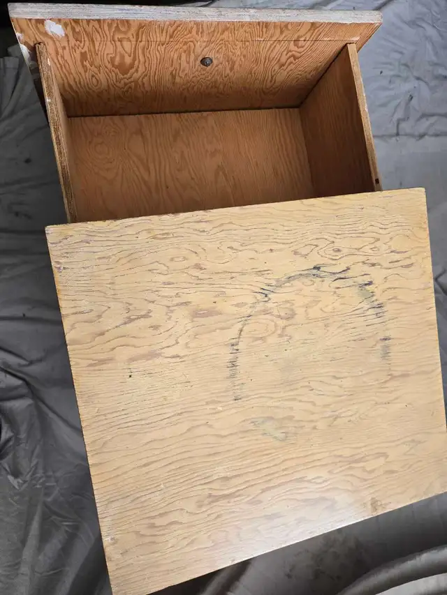 Side Table - Photo 2