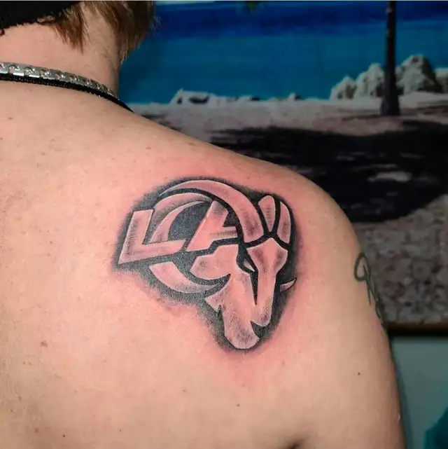 Professional Tattoos,  Low Flatrates - Photo 3