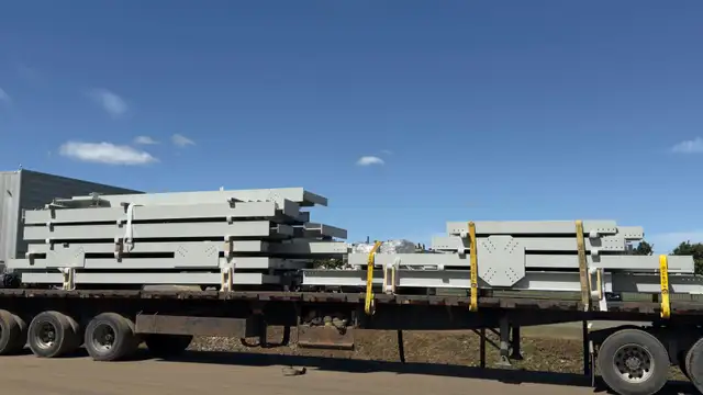 FLATBED TRUCK DRIVER - Photo 6