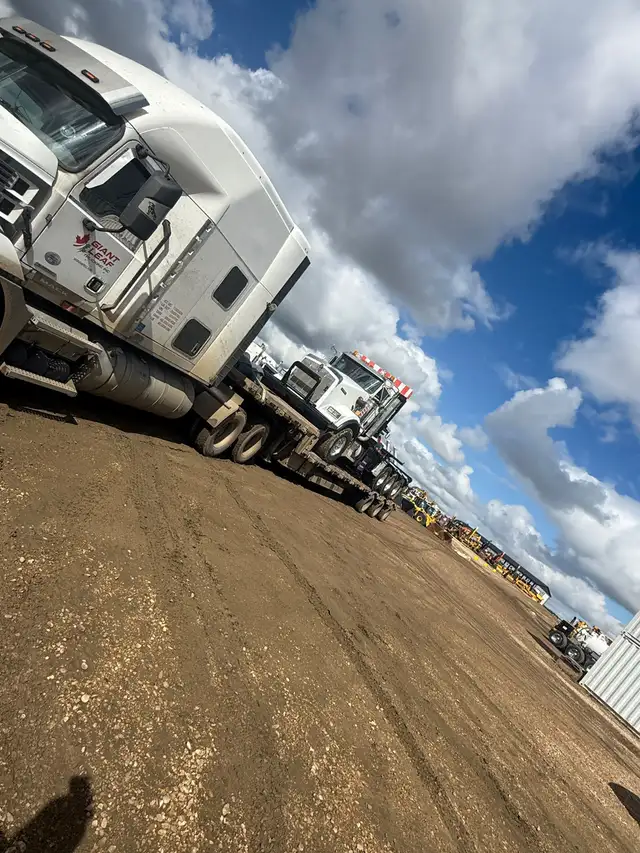 FLATBED TRUCK DRIVER - Photo 7