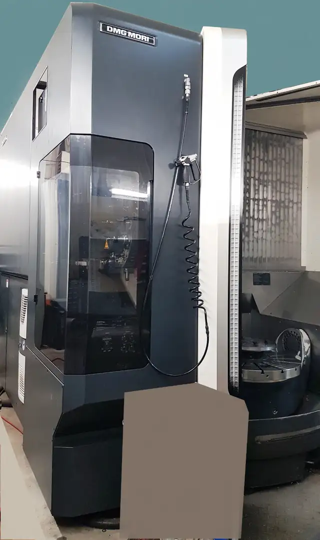 Centre d’usinage DMG MORI DMU 85FD Monoblock 5 axes année 2017 - Photo 4