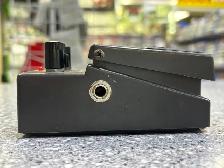 BOSS MT-2 Guitar Pedal - Photo 6