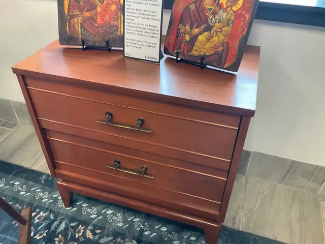 VINTAGE FURNITURE / COFFEE / SIDE TABLES - Photo 3