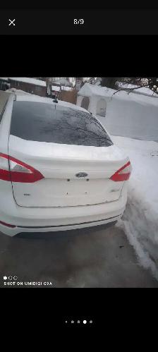 Voiture de Location /Car Rental