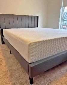 A vendre Lit avec matelas