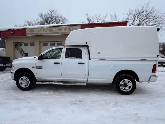2018 RAM 3500 HD 4X4 CREW CAB 4X4 LONG BOX DIESEL LOW KMS - Photo 7