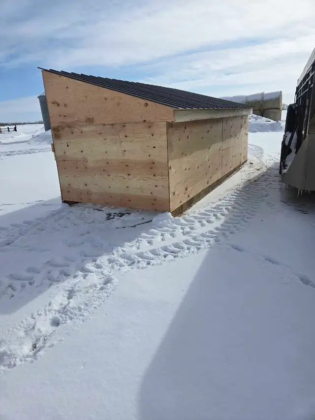 NEW CALF SHELTER - Photo 2